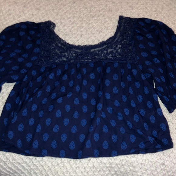 Adam Levine Crop Peasant Top Size Small - Picture 2 of 5